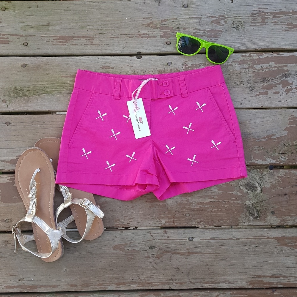 NWT Vineyard Vines Lipstick Dayboat Shorts